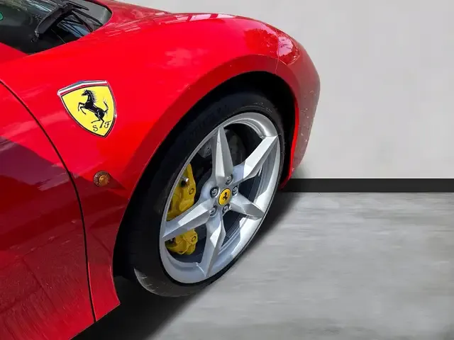 Ferrari 488