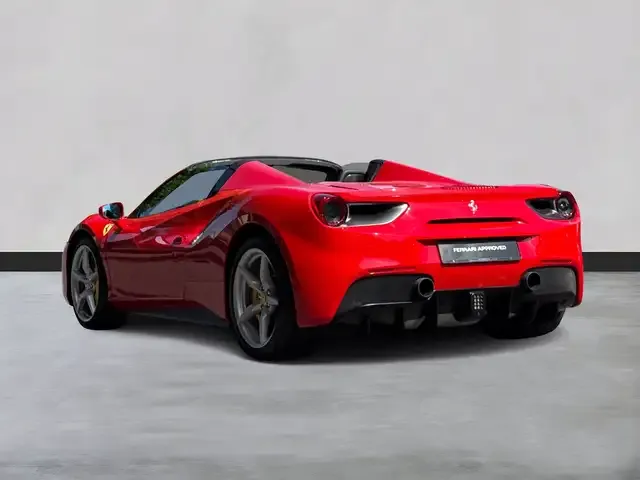 Ferrari 488