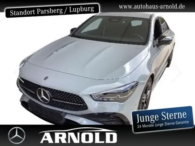 Mercedes-Benz CLA 200