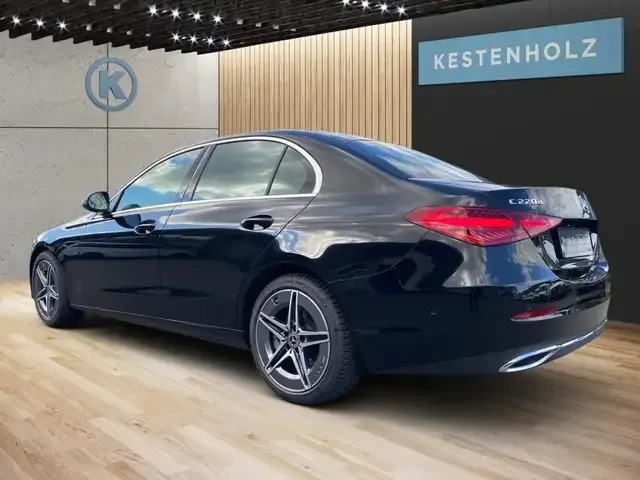 Mercedes-Benz C 220