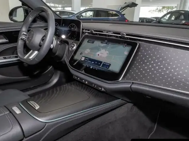 Mercedes-Benz E 200