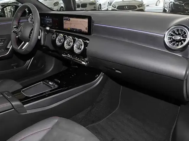 Mercedes-Benz A 200