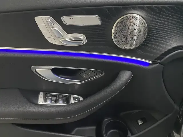 Mercedes-Benz E 400