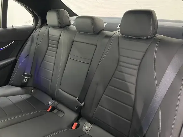 Mercedes-Benz E 400