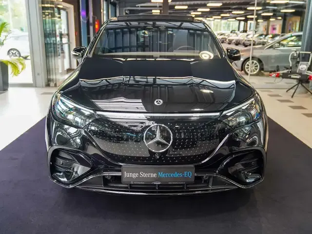 Mercedes-Benz EQE SUV