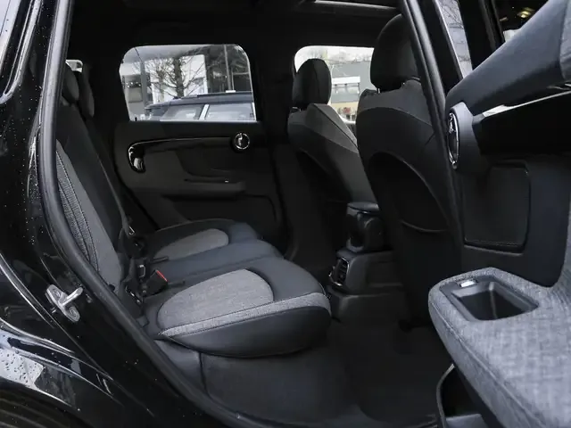 MINI Cooper SE Countryman