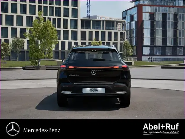 Mercedes-Benz EQA 250
