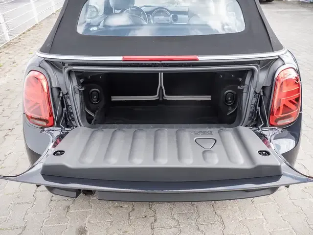 MINI Cooper Cabrio