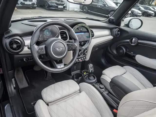 MINI Cooper Cabrio