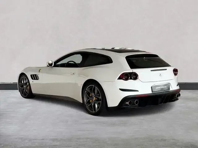 Ferrari GTC4 Lusso