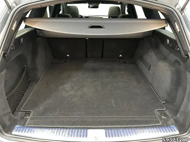 Mercedes-Benz E 63 AMG