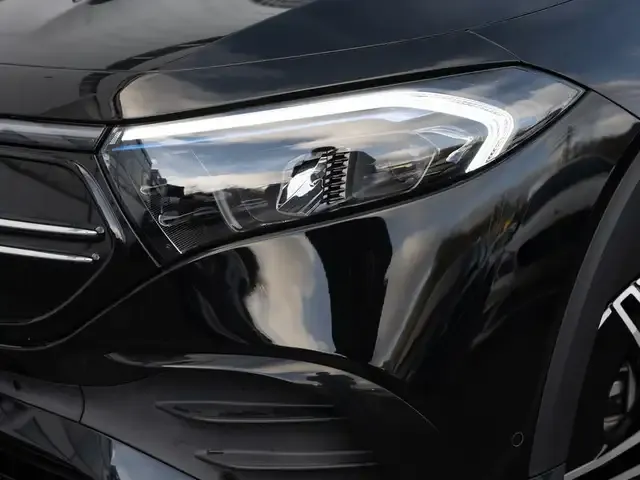 Mercedes-Benz EQB 350