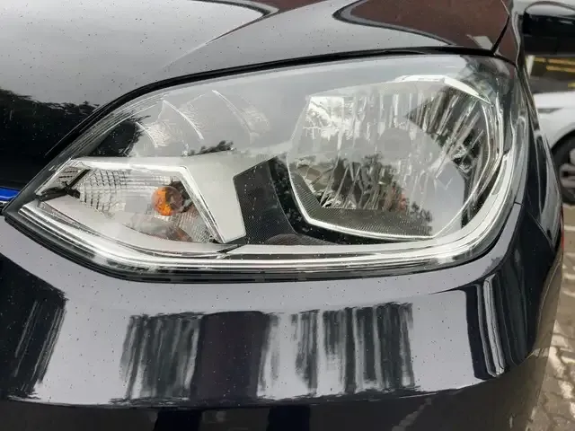 Volkswagen e-up!