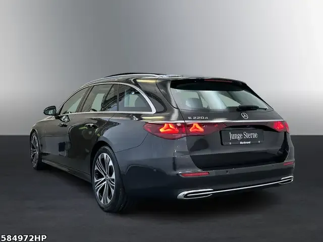 Mercedes-Benz E 220
