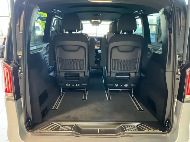 Mercedes-Benz V 250