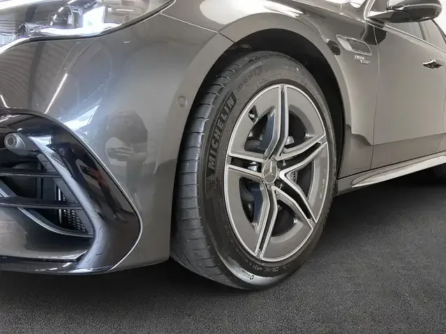 Mercedes-Benz E 53 AMG