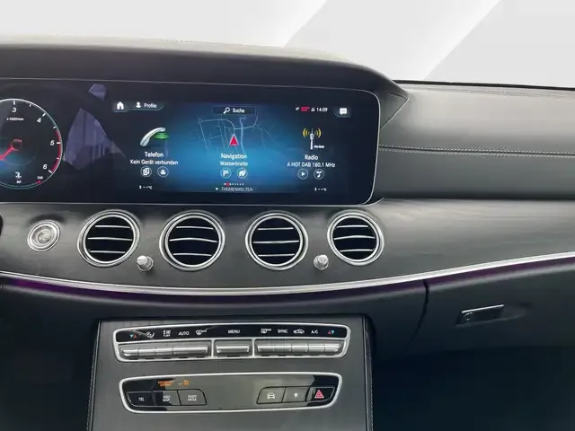 Mercedes-Benz E 400