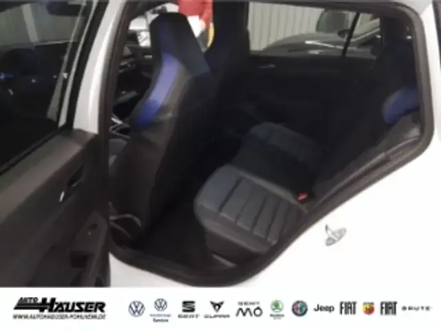 Volkswagen Golf R