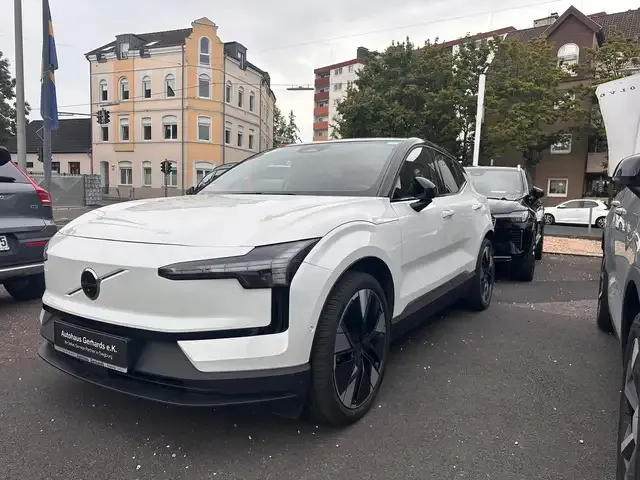 Volvo EX30
