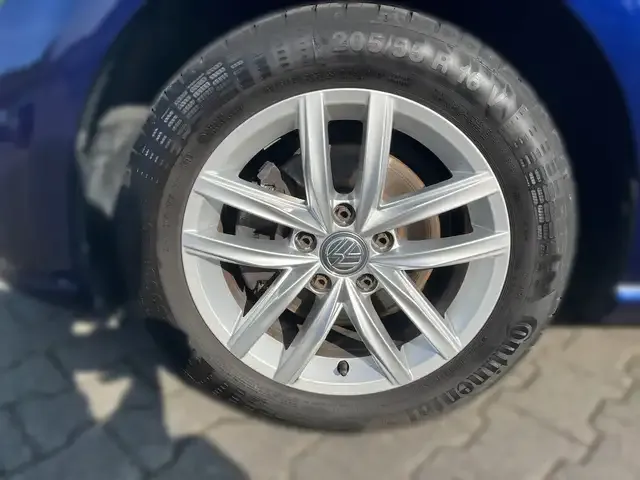 Volkswagen Golf Variant