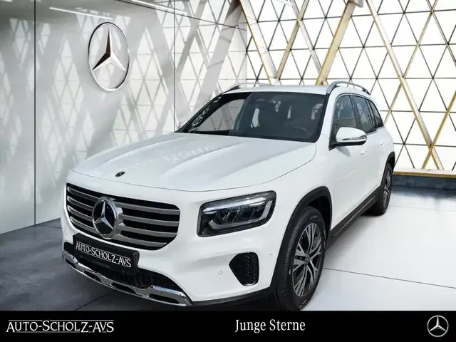 Mercedes-Benz GLB 180