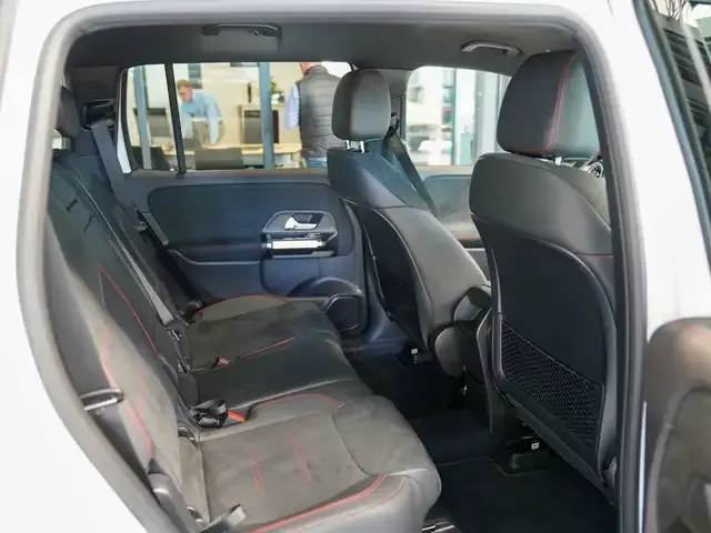 Mercedes-Benz EQB 350