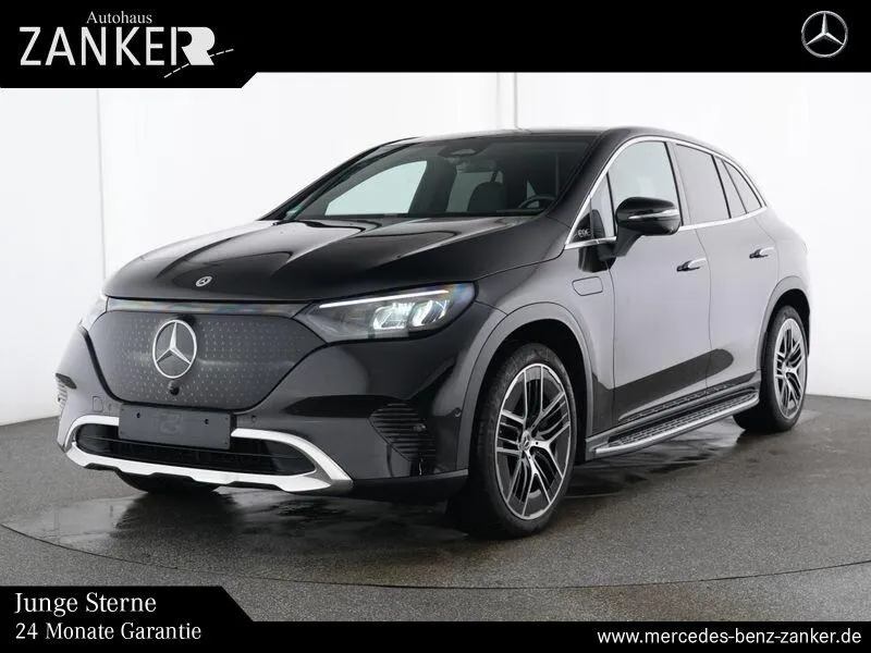 Mercedes-Benz EQE SUV