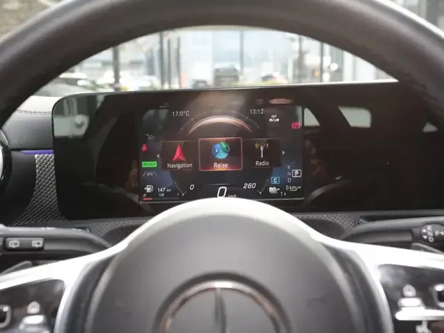 Mercedes-Benz CLA 250