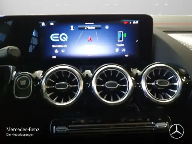 Mercedes-Benz EQA 300