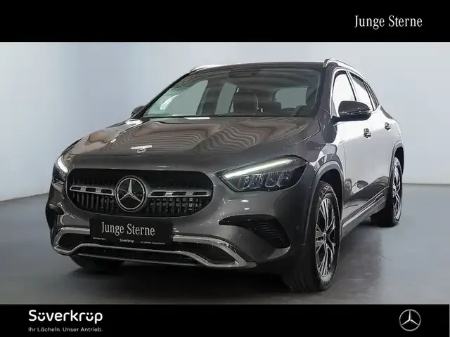 Mercedes-Benz GLA 180