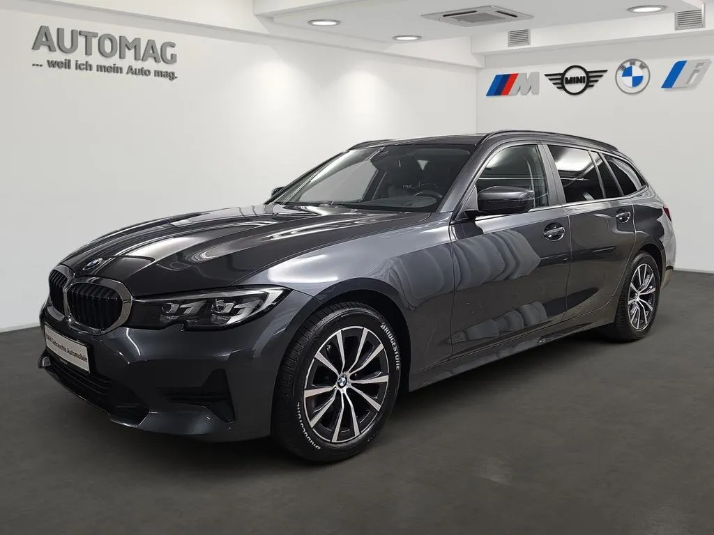 BMW 320