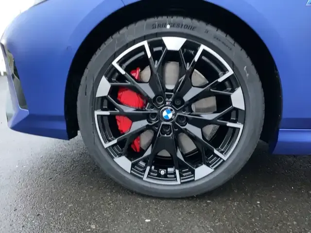 BMW 235