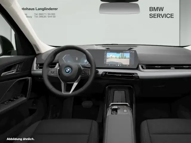 BMW iX1