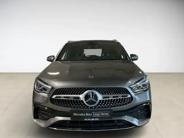 Mercedes-Benz GLA 250