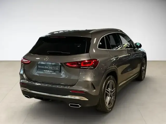 Mercedes-Benz GLA 250