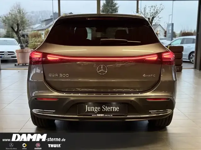 Mercedes-Benz EQA 300