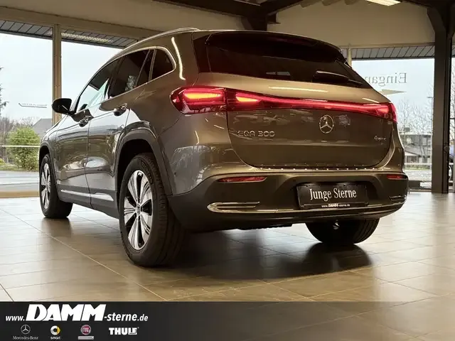 Mercedes-Benz EQA 300