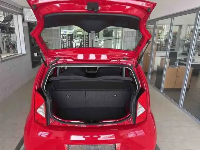 SEAT Mii