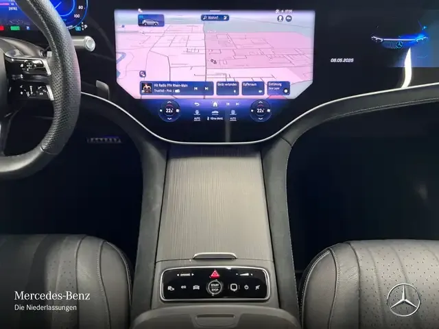 Mercedes-Benz EQS SUV