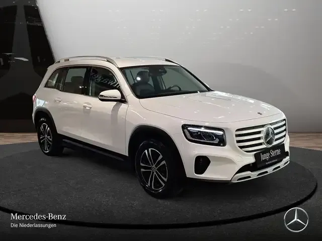 Mercedes-Benz GLB 180