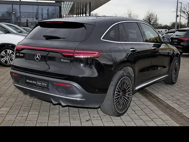 Mercedes-Benz EQC 400