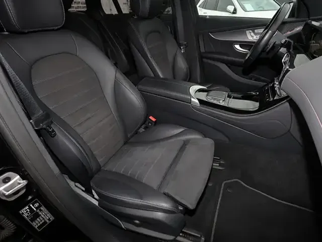 Mercedes-Benz EQC 400