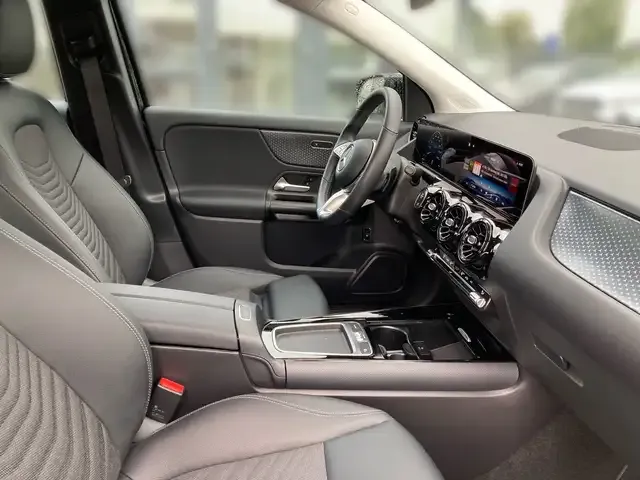 Mercedes-Benz GLA 180