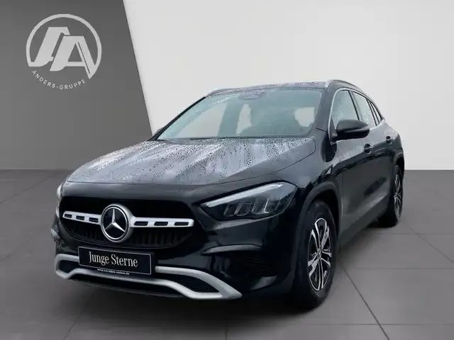 Mercedes-Benz GLA 180