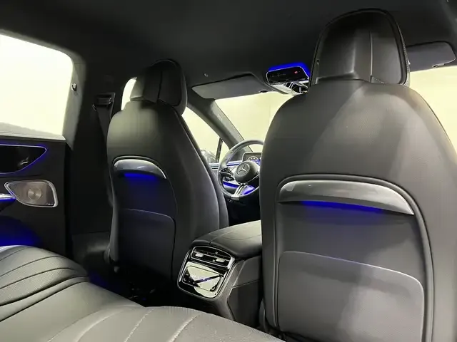 Mercedes-Benz EQE 300