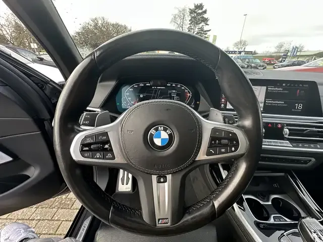 BMW X7 M