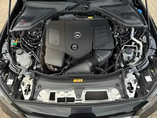 Mercedes-Benz E 400