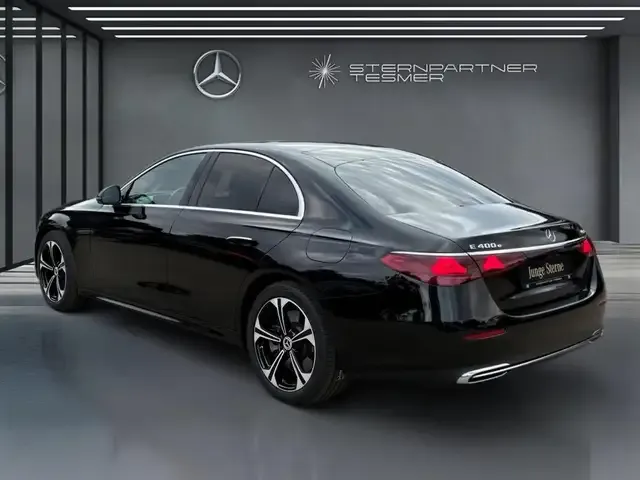 Mercedes-Benz E 400