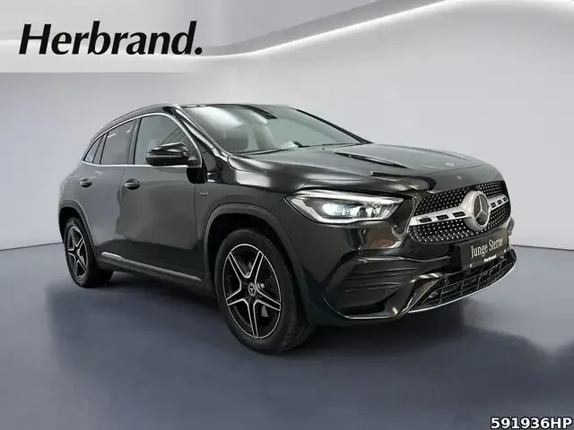 Mercedes-Benz GLA 250