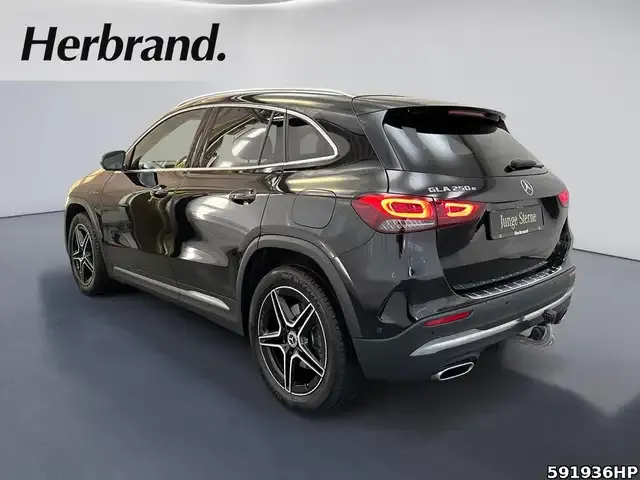 Mercedes-Benz GLA 250